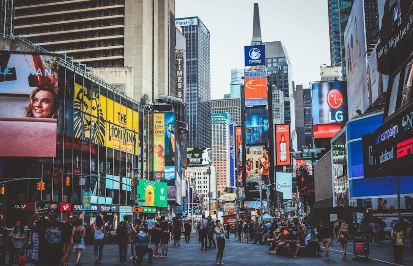 跨境电商直播风云：TikTok Shop在美国缔造亿万GMV神话，商家与机构共筑辉煌征程